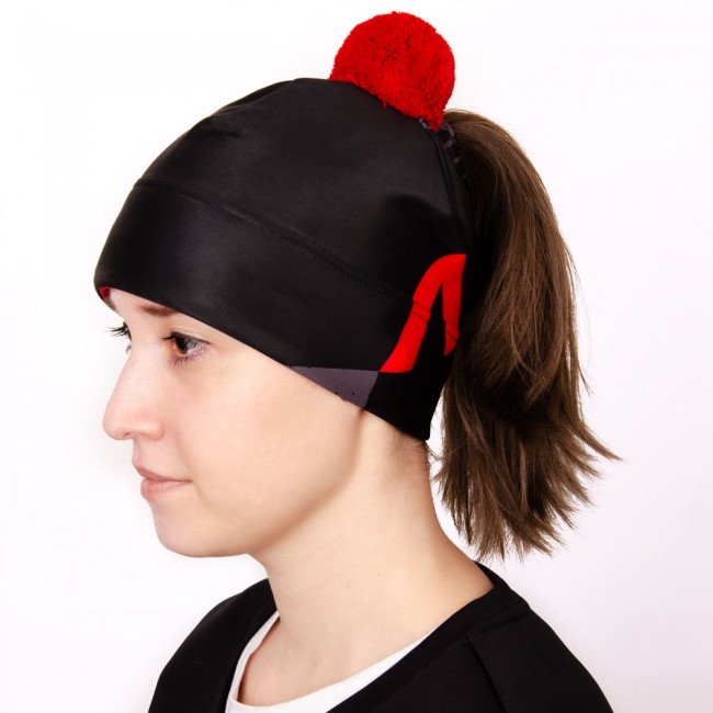 Two-layer hat REVOLT RED ponytail